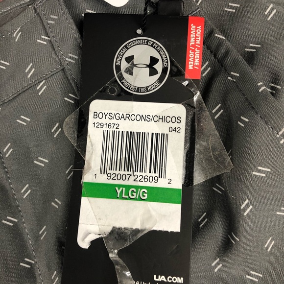 - NWT Boy’s Under Armour Shorts - Picture 4 of 11